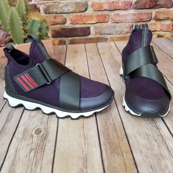 sorel high top sneakers